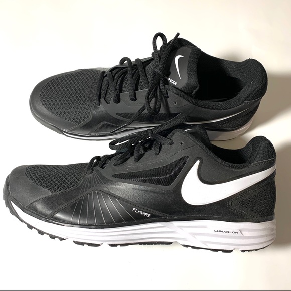 nike lunar edge 15